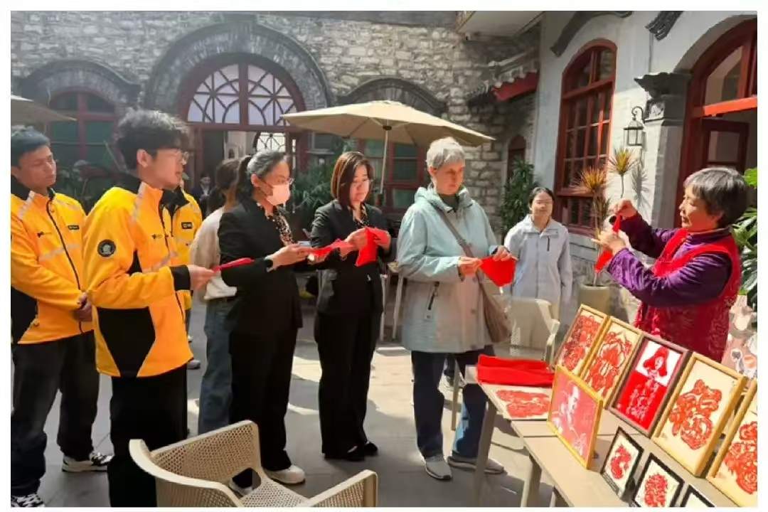 图片 2.jpg 图片 2.jpg